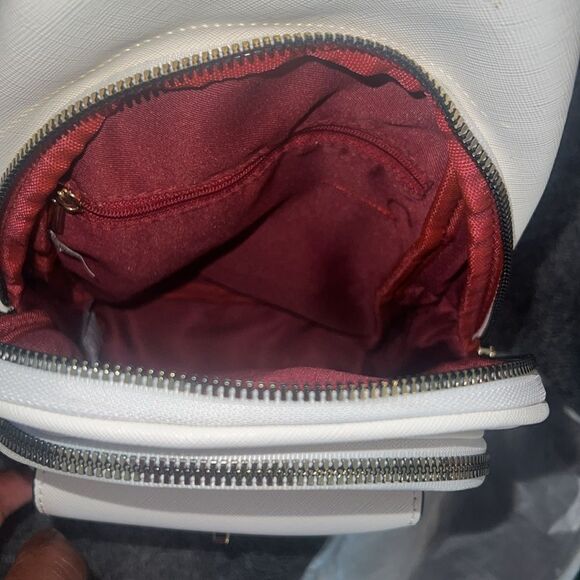 Elegant White Crossbody Bag main image 9